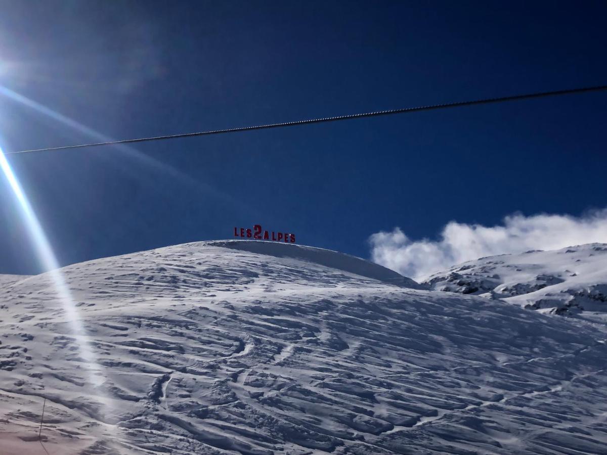 Appartement vue imprenable avec emplacement idéal Les Deux Alpes Esterno foto