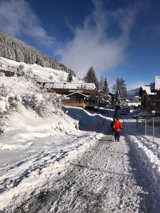 Appartement vue imprenable avec emplacement idéal Les Deux Alpes Esterno foto