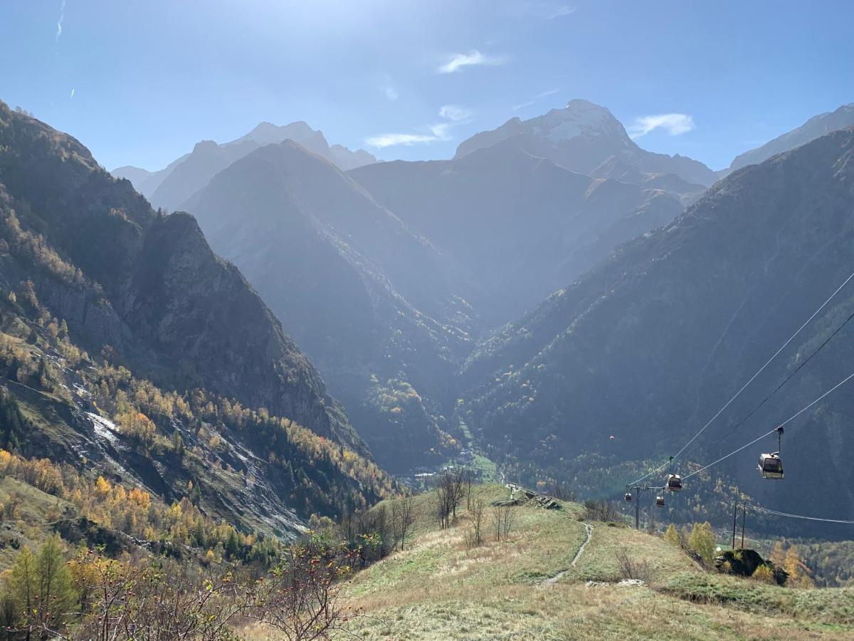 Appartement vue imprenable avec emplacement idéal Les Deux Alpes Esterno foto